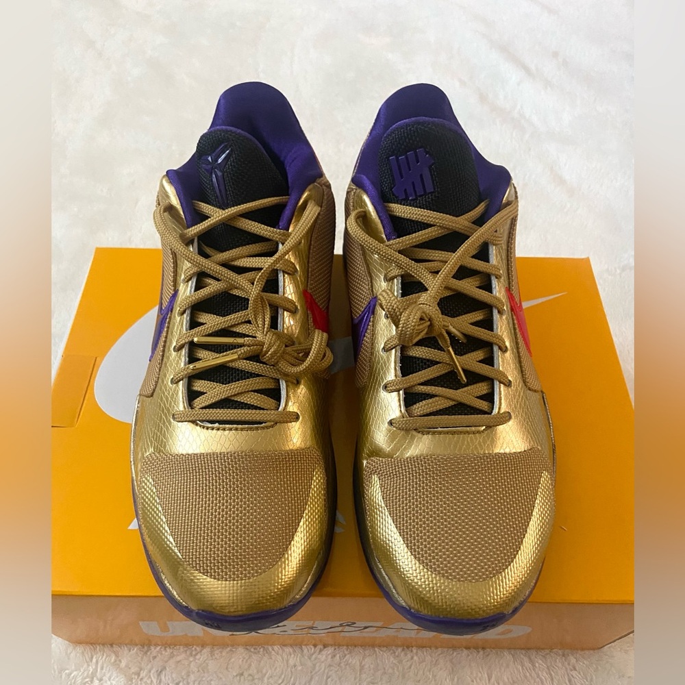 Size 10 - Nike Zoom Kobe 5 Protro x Undefeated Hall Of Fame. NEW